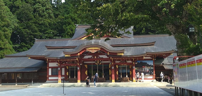 盛岡八幡宮・拝殿